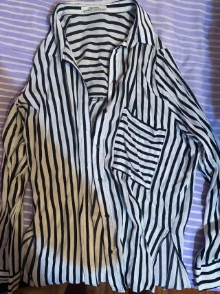 Camisa Rayas Blanco y Negro Bershka