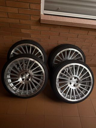 Rotiform Ind-T 18”.