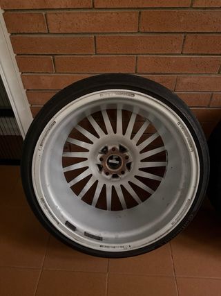 Rotiform Ind-T 18”.
