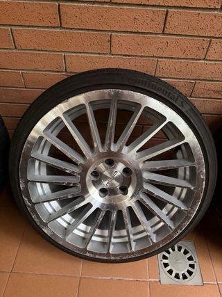 Rotiform Ind-T 18”.