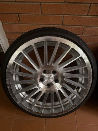 Rotiform Ind-T 18”.