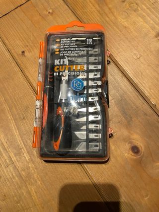 Kit Cutter Precisione Mini 18 Pezzi