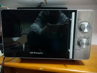 Microondas Orbegozo MI 2030 CE 20L.