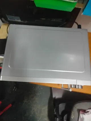 Microondas Orbegozo MI 2030 CE 20L.