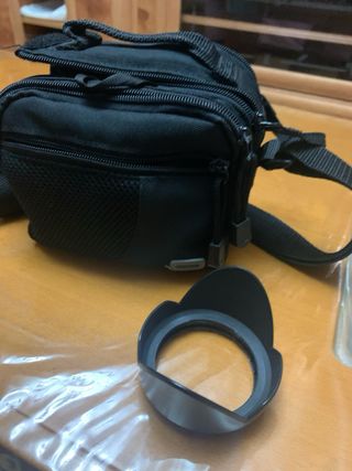 Cámara Panasonic Lumix FZ45 con caja