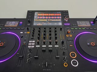 Pioneer Opus Quad + Estuche Compacto Original