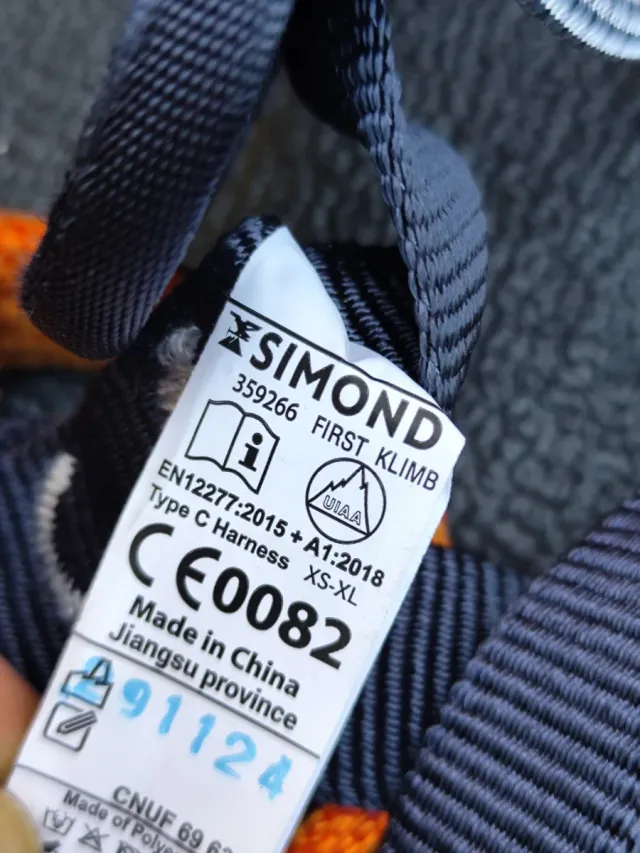 Arnés de montaña escalada