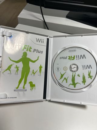 Wii Fit Plus - Nintendo