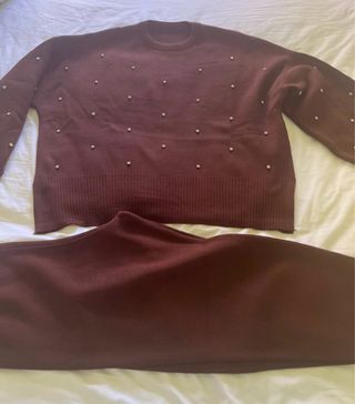 Conjunto de lana con pedrería