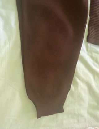 Conjunto de lana con pedrería