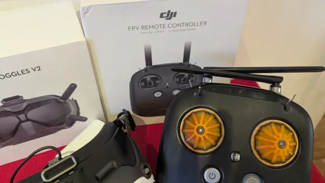 Gafas DJI V2 + Emisora DJI