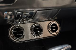 FORD MUSTANG 302 HARDTOP 1965 CLASICO