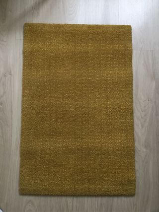 Alfombra mostaza 93x60