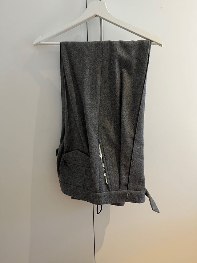 Traje femenino NACKIYÉ – Talla 34