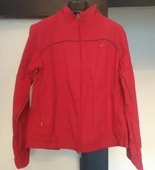Chaqueta Nike Roja