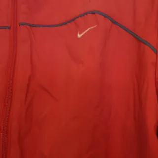 Chaqueta Nike Roja