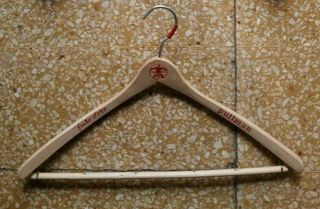 Gruccia Pullman in legno moda vestiti