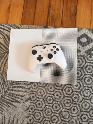 Xbox One S con Mando