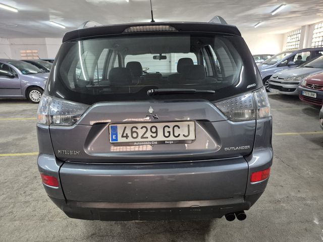 Mitsubishi Outlander 2008