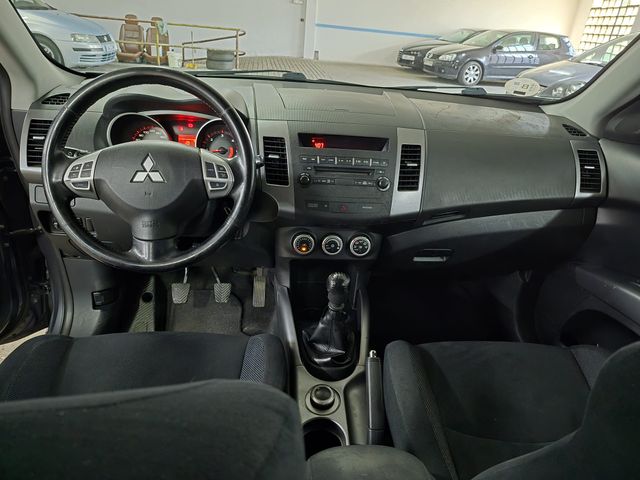 Mitsubishi Outlander 2008