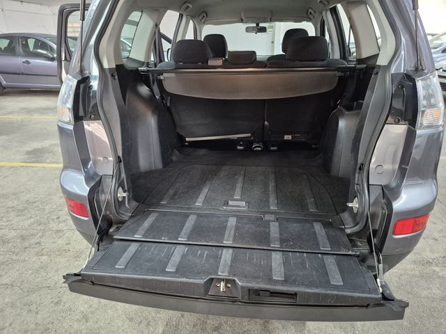 Mitsubishi Outlander 2008