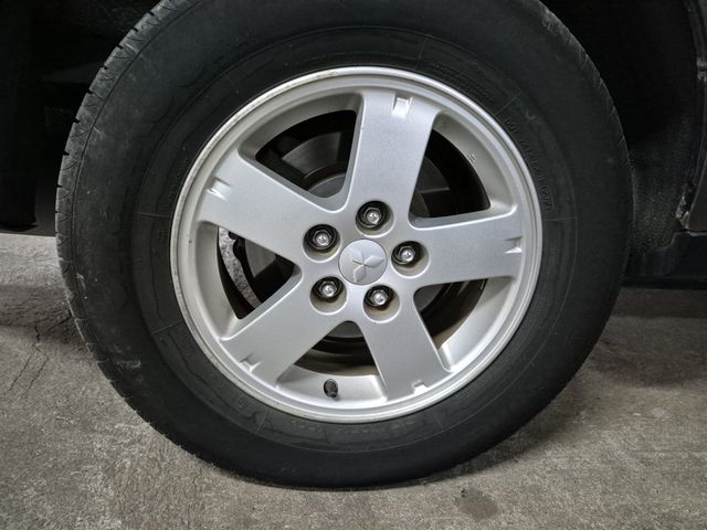 Mitsubishi Outlander 2008