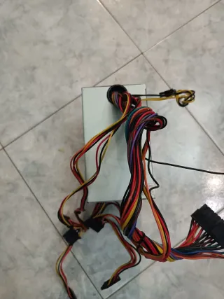 Alimentatore iTeck 500 W per computer con cavi