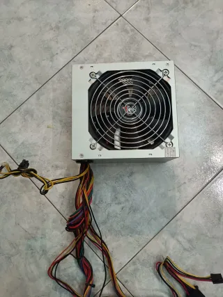 Alimentatore iTeck 500 W per computer con cavi