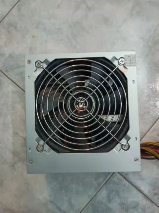 Alimentatore iTeck 500 W per computer con cavi