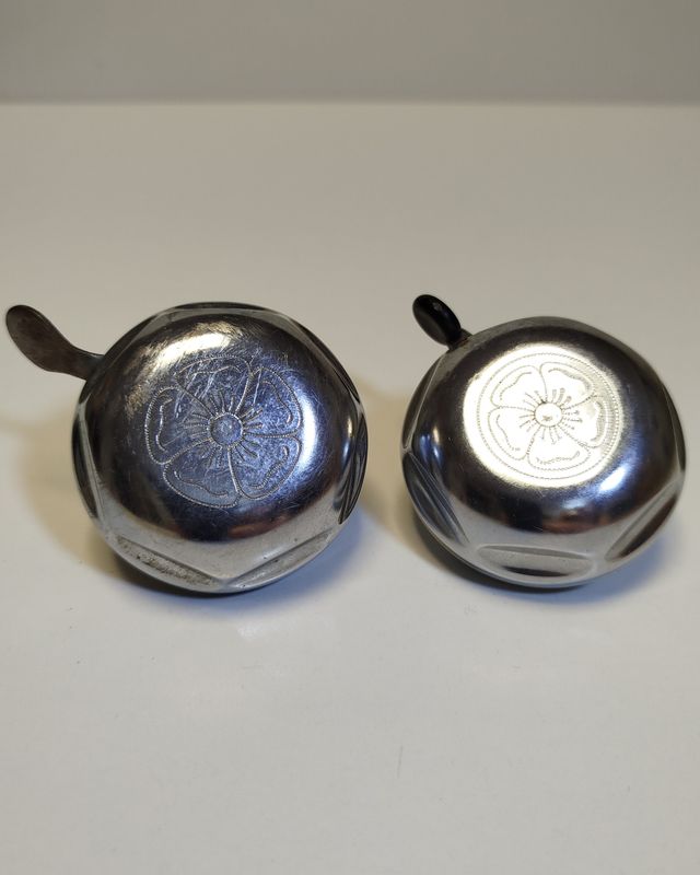 Timbres de bicicleta vintage flor