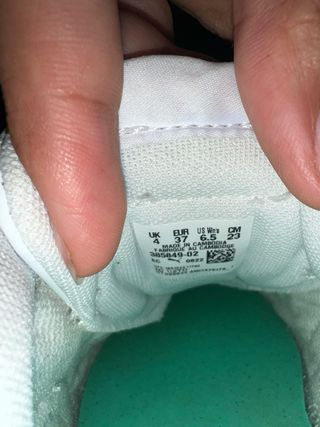 Puma Blancas Talla 37