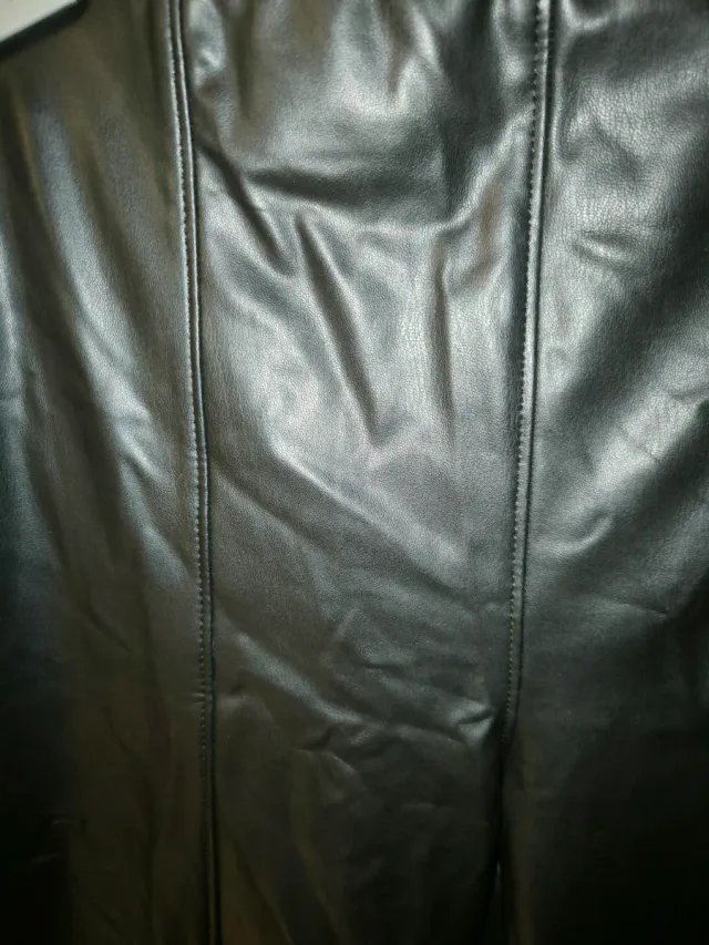 Leggings efecto piel mujer + pantalón vaquero negr