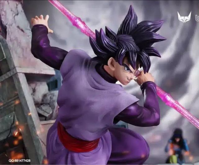 Figura Goku Black UK Studio