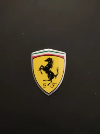 Reloj Ferrari Scuderia Negro y Rojo nuevo