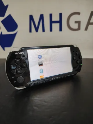 PSP 3004 Negra con 1 Año de Garantía