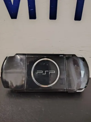 PSP 3004 Negra con 1 Año de Garantía