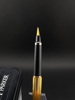 Parker Classic 180 Pluma Fuente Chapada Oro