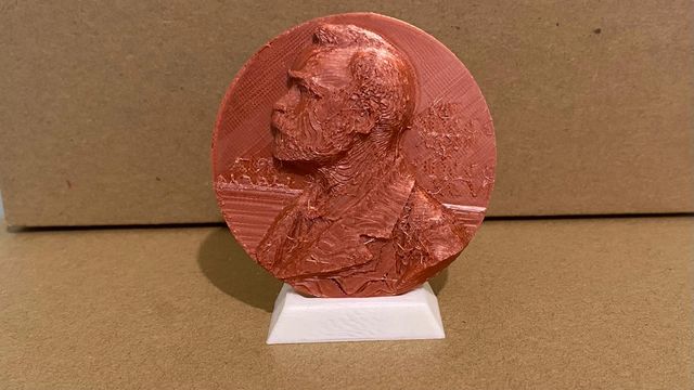 Réplica Premio Nobel