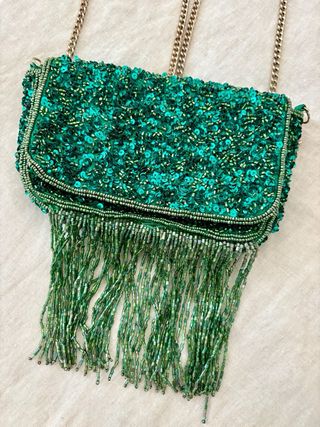 Bolso lentejuelas flecos Zara