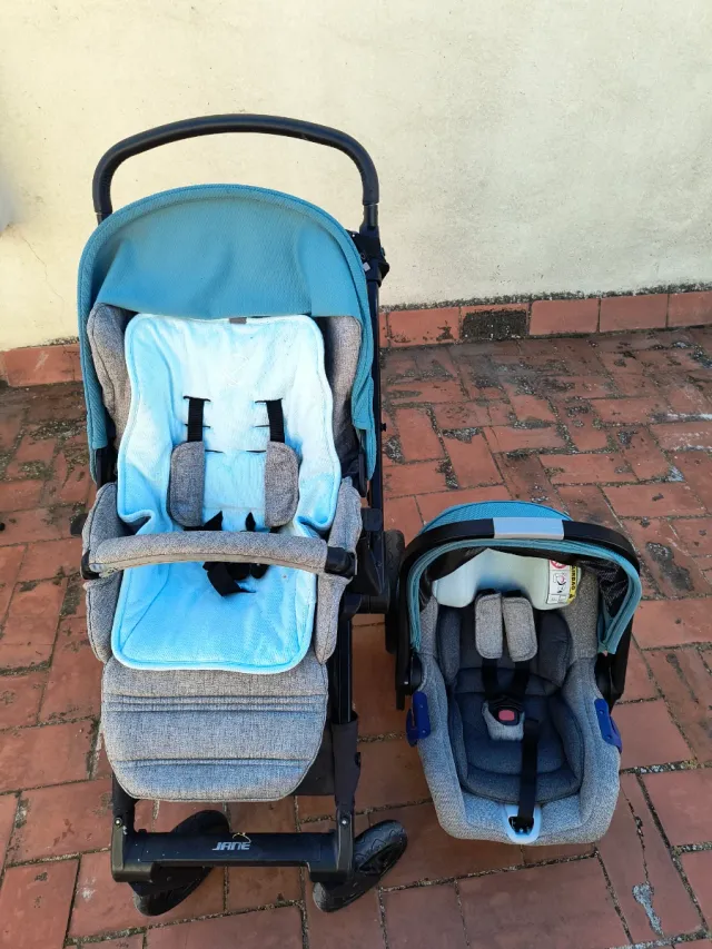 Cochecito y Silla de Coche Bebé Jane