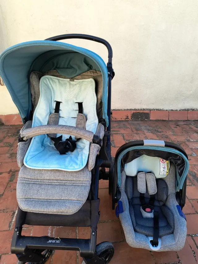 Cochecito y Silla de Coche Bebé Jane