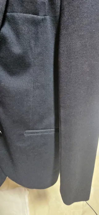 Chaqueta negra de hombre de Zara