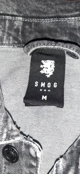 Cazadora vaquera gris y negra