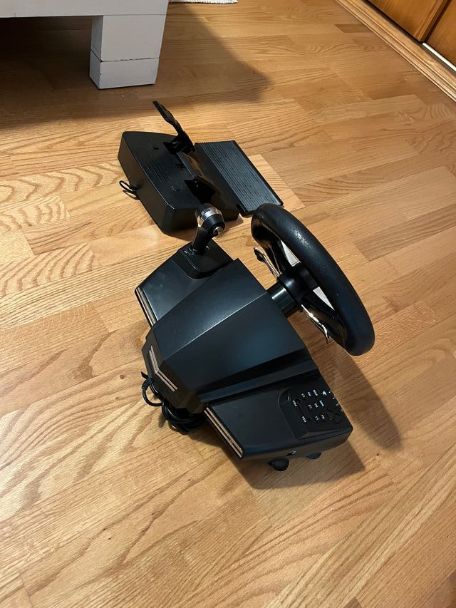 Volante WH-3103V PS4/PS3/PC - Buen Estado