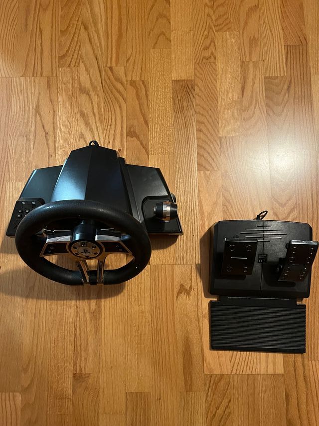 Volante WH-3103V PS4/PS3/PC - Buen Estado