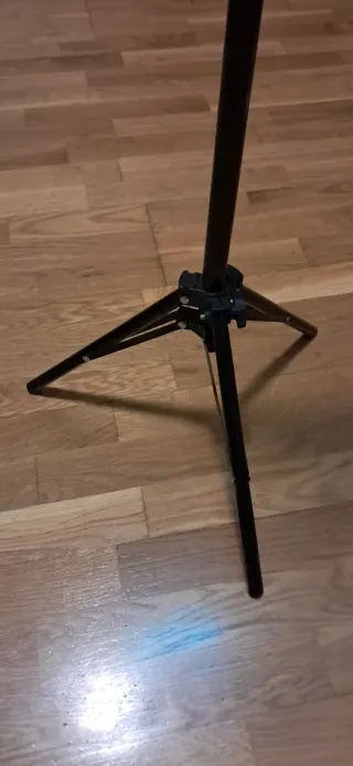 Aro de luz LED con trípode + mando Bluetooth + USB