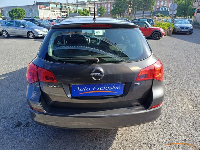 OPEL ASTRA SPORTS TOURER 1.7 CDTI SELECTIVE
