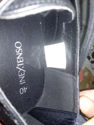 Zapatos de cordones negros