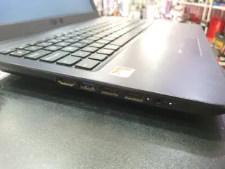 Portátil Asus AMD A9