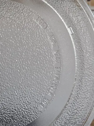 Plato de microondas. NUEVO. 6,30 EUROS